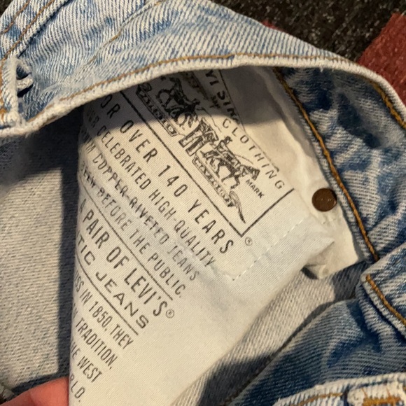 Vintage Levi’s - Picture 8 of 16